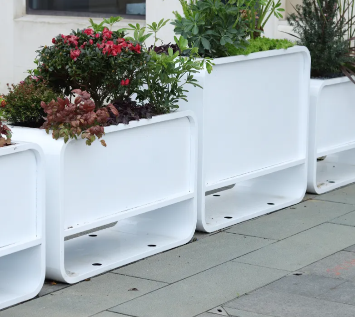 Rectangular Rusted Garden Flower Pot for Outdoor Planting for Coffee Shops Hotels and Shopping Malls