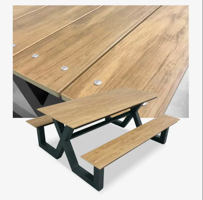 High Quality Popular Aluminium Wooden Garden Beer Table and Bench Set