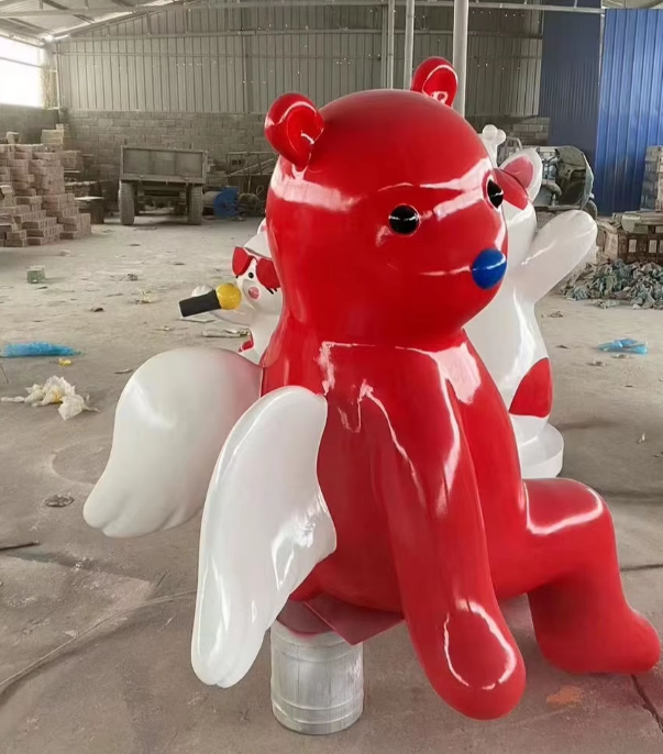 Indoor and Outdoor Fiberglass Garden Decor for Family Shopping Centers Cartoon Animal Statues Red Bear Sculptures
