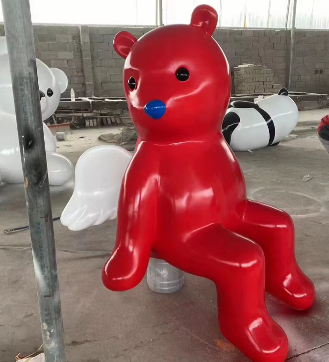 Indoor and Outdoor Fiberglass Garden Decor for Family Shopping Centers Cartoon Animal Statues Red Bear Sculptures